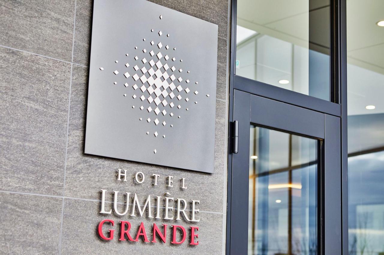 Hotel Lumiere Grande Nagareyama-Otakanomori Zewnętrze zdjęcie